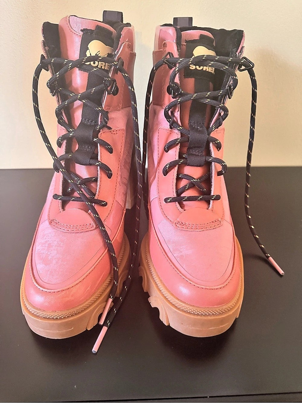Sorel Joan Uptown Pink Platform Ankle Boots US 7.5